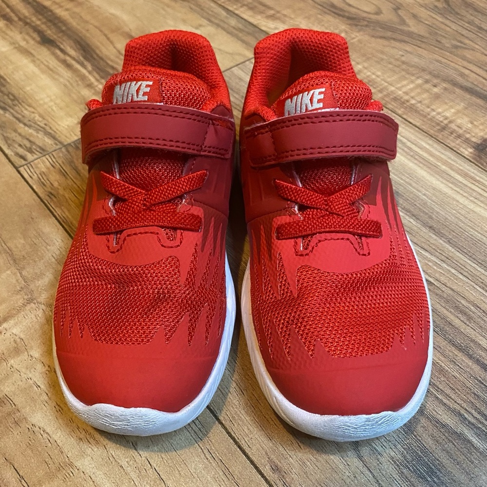 ❌sold❌Red Nike toddler sneakers